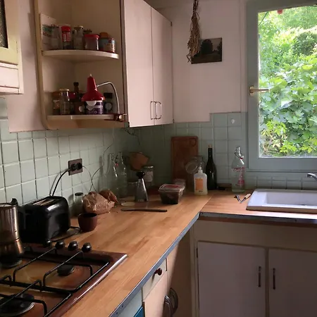 Alojamento de Acomodação e Pequeno-almoço Chez Renaud *